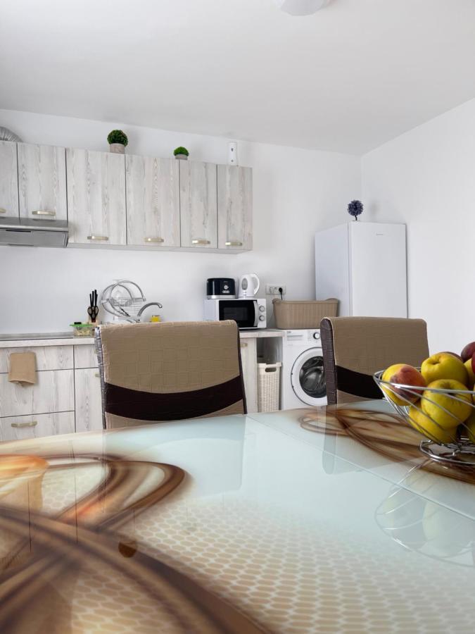 Bymandu Apartment Corbu  Luaran gambar